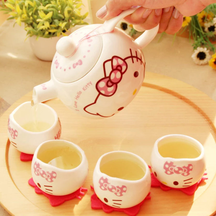 Hello kitty best sale tea set